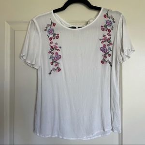 Cloud Chaser white blouse with floral detail large